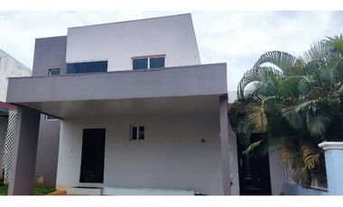 Se Alquila y Vende Casa en Arboledas