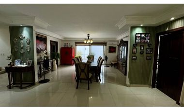 ALQUILER DE CASA DUPLEX CON BALCON EN ZONA EXCLUSIVA ALTOS DEL GOLF