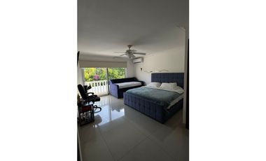 ALQUILER DE CASA DUPLEX CON BALCON EN ZONA EXCLUSIVA ALTOS DEL GOLF