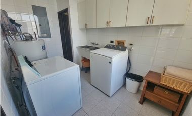 HERMOSO APARTAMENTO EN P.H. PLAZA REAL