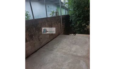 ALQUILER DE CASA EN ALGARROBOS DE 3 RECAMARAS COMPLETAMENTE CERCADA