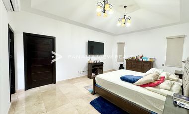 CAMINO DE CRUCES / CLAYTON / VENTA