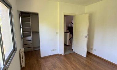 Triplex en alquiler en Tigre Residencial
