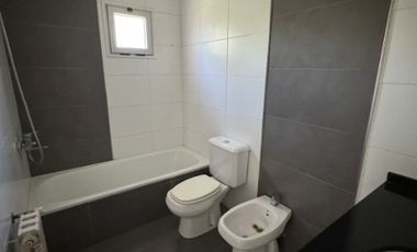 Triplex en alquiler en Tigre Residencial