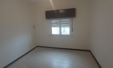 Casa en alquiler en Merlo Norte