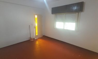 Casa en alquiler en Merlo Norte