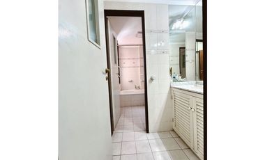 VENTA DEPARTAMENTO 3 DORMITORIOS CON COCHERA ZONA CENTRO