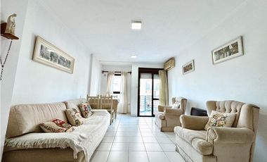 VENTA DEPARTAMENTO 3 DORMITORIOS CON COCHERA ZONA CENTRO