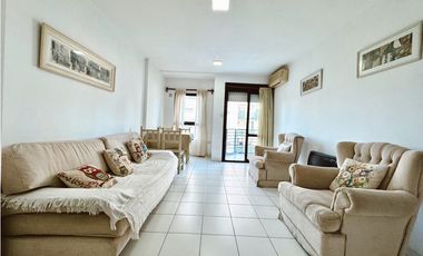 VENTA DEPARTAMENTO 3 DORMITORIOS CON COCHERA ZONA CENTRO