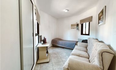 VENTA DEPARTAMENTO 3 DORMITORIOS CON COCHERA ZONA CENTRO