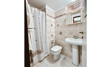 VENTA DEPARTAMENTO 3 DORMITORIOS CON COCHERA ZONA CENTRO