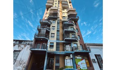 VENTA DEPARTAMENTO 3 DORMITORIOS CON COCHERA ZONA CENTRO