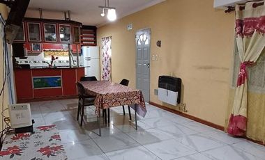 CASA DE 3 AMBIENTES EN MERLO