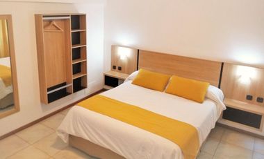 VENDO DUPLEX CENTRO AMOBLADO