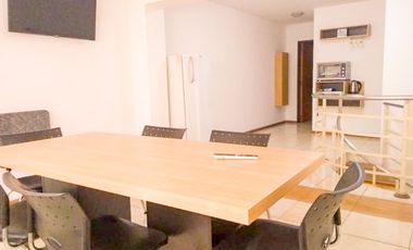 VENDO DUPLEX CENTRO AMOBLADO