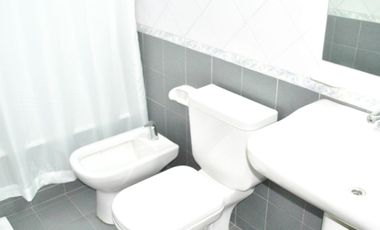 VENDO DUPLEX CENTRO AMOBLADO