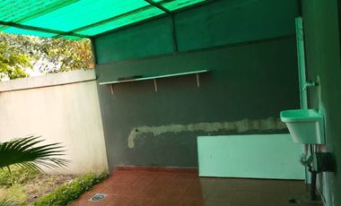 Departamento Tipo Casa en alquiler en Villa Sarmiento
