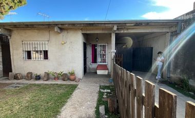 CASA 3 AMBIENTES EN VENTA EN CLAYPOLE