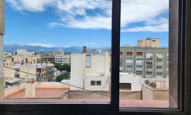 DEPARTAMENTO/OFICINA CÉNTRICA EN ALQUILER- CAPITAL