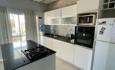 VENTA - CASA 3 DORMITORIOS EN ALVEAR