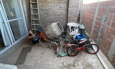 VENTA - CASA 3 DORMITORIOS EN ALVEAR