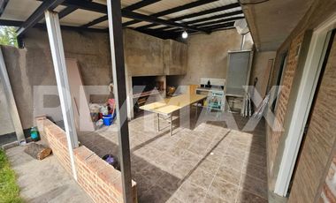 VENTA CASA  VIRGEN DEL VALLE PLOTTIER