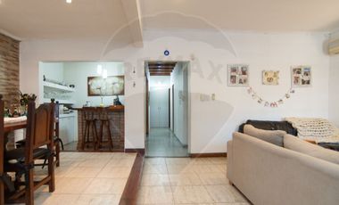 CASA EN VENTA RINGUELET