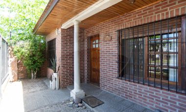 CASA EN VENTA RINGUELET