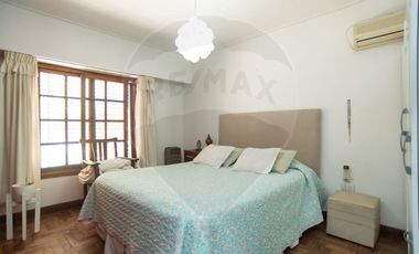 CASA EN VENTA RINGUELET