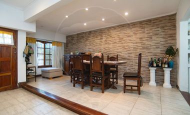 CASA EN VENTA RINGUELET