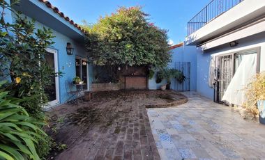 CASA 3 AMBIENTES, COCHERA, PATIO, QUINCHO, TERRAZA