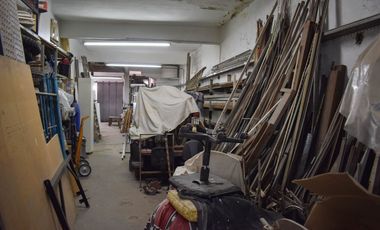 Venta galpón con oficina barrrio Azcuenaga