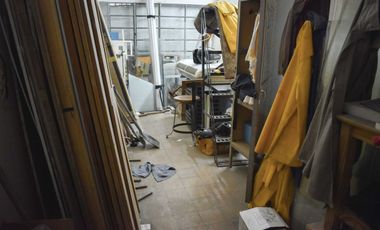 Venta galpón con oficina barrrio Azcuenaga