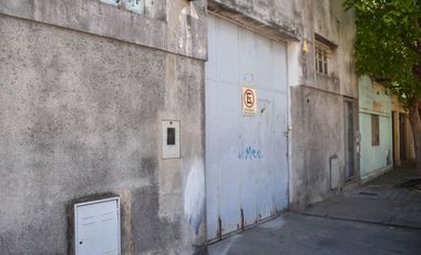 Venta galpón con oficina barrrio Azcuenaga