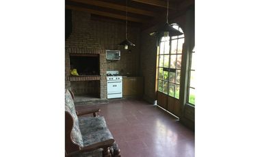Venta Casa 3 Dormitorios con Garage - Tolosa