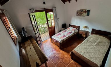 VENTA CASA 4 AMBIENTES VALERIA DEL MAR