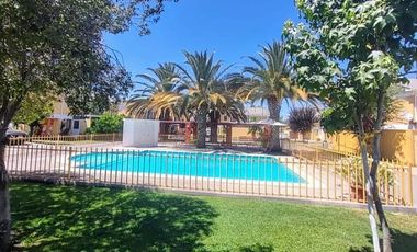 Casa en Venta en Condominio Los Jardines de Linderos