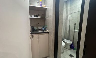 ALQUILER OFICINA PISO 13 EN SAN MARTIN 195
