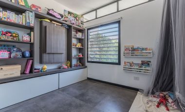 CASA 5 AMBIENTES EN VENTA BOSQUES DE SAN VICENTE