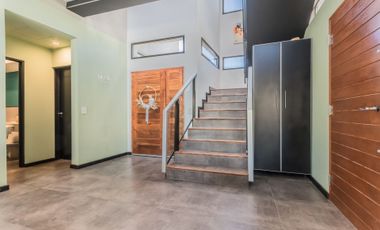 CASA 5 AMBIENTES EN VENTA BOSQUES DE SAN VICENTE