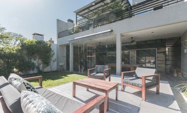 CASA 5 AMBIENTES EN VENTA BOSQUES DE SAN VICENTE