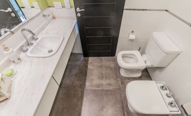 CASA 5 AMBIENTES EN VENTA BOSQUES DE SAN VICENTE