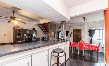 VENTA PH 3 AMBIENTES EN LANUS OESTE. SIN EXPENSAS