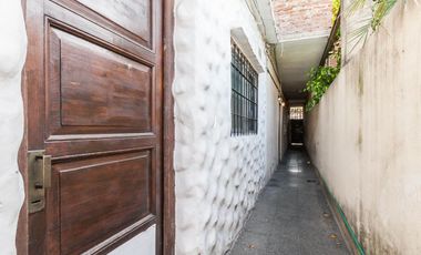VENTA PH 3 AMBIENTES EN LANUS OESTE. SIN EXPENSAS