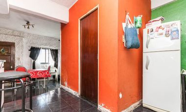 VENTA PH 3 AMBIENTES EN LANUS OESTE. SIN EXPENSAS