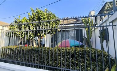Casa en Venta en Victor Cuccuini 140