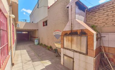 CASA EN  VENTA FLORENCIO VARELA 4 ambientes