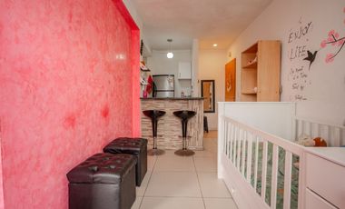 VENTA MONOAMBIENTE CON SUBDIVISIÓN. CASEROS CENTRO