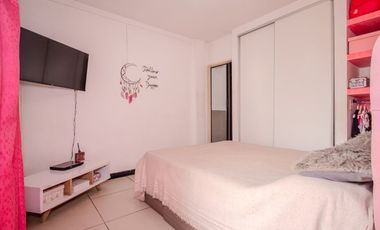 VENTA MONOAMBIENTE CON SUBDIVISIÓN. CASEROS CENTRO