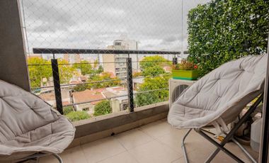 VENTA MONOAMBIENTE CON SUBDIVISIÓN. CASEROS CENTRO